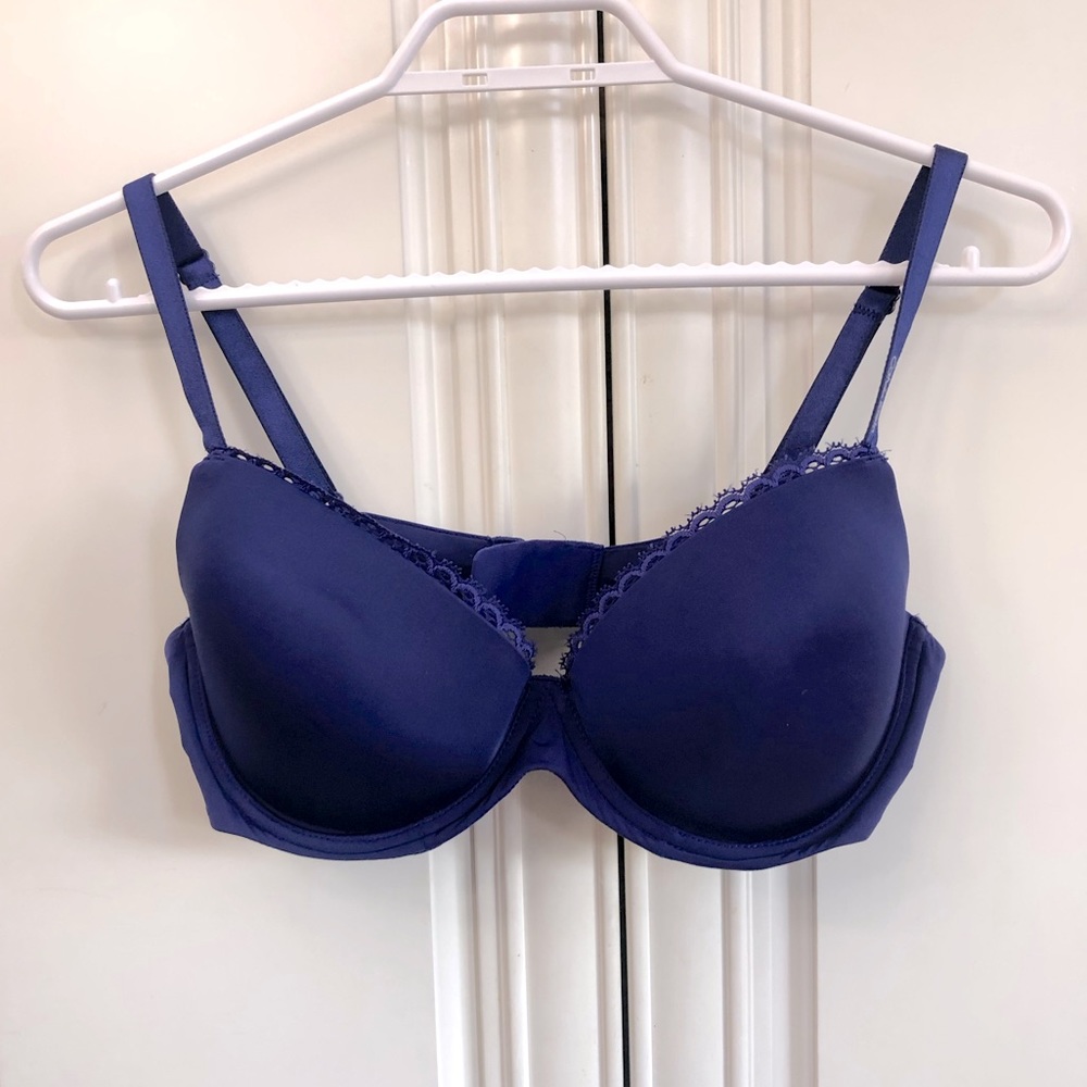 Calvin Klein women’s bra with support